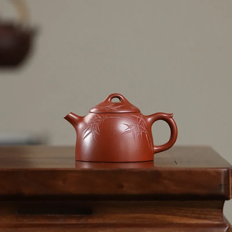 Yixing Handmade Purple Clay Teapot Household Small Capacity Tea Pot Hand-carved Bamboo Leaf Kettle Chinese Zisha Tea Set 110ml
