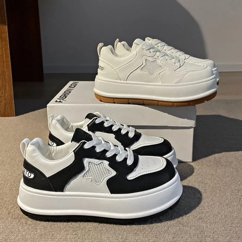 

Little White Shoes Female 2024 New Spring Student Versatile Casual Fashion Shoes Thick Sole Fashion Sports Board Shoes