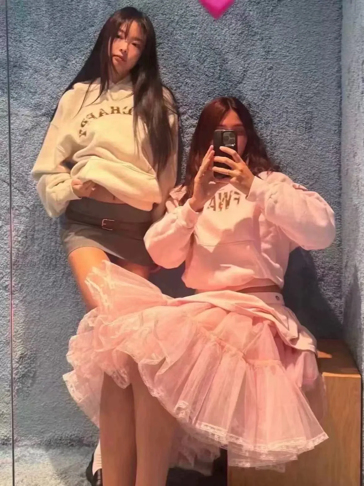 

Золотистая толстовка Gold Jennie с капюшоном, свободного кроя, с универсальным буквенным принтом, удобная классическая модель с длинными рукавами