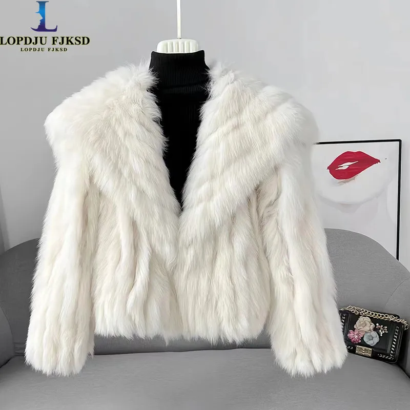 

Short Fox Fur Coat for Women,Sailor Collar, Covered Button Jacket, Fashion, Luxury , New, Winter