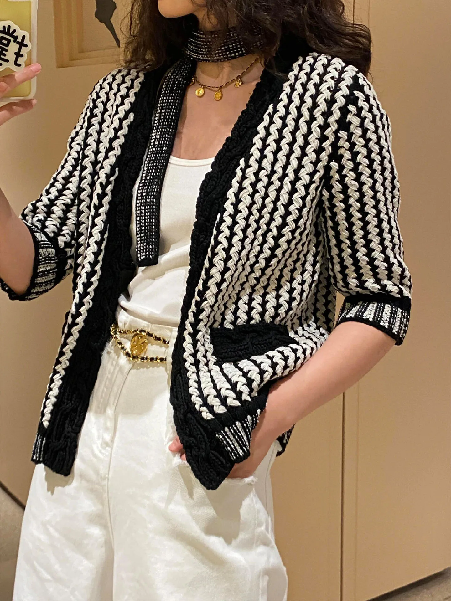 

Белый вязаный кардиган-пальто для женщин, модный, приталенный, весенняя новинка, высококачественный, с открытыми пуговицами