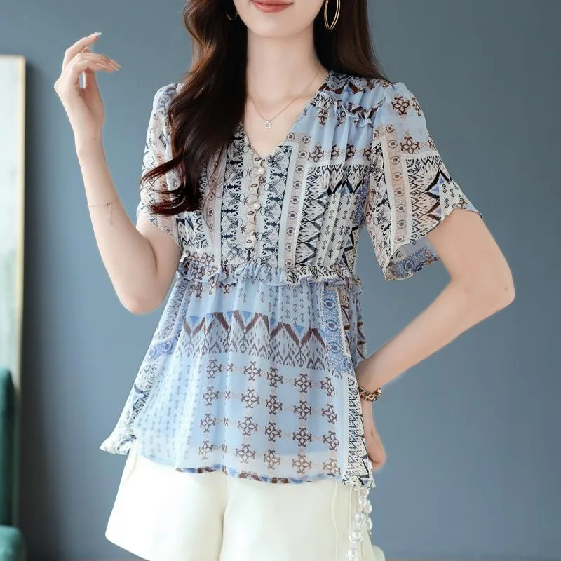 V-neck Pullover with Wooden Ear Edge Printed Chiffon Women's Summer 2024 New Fashion Loose Casual Versatile Short Sleeved Tops