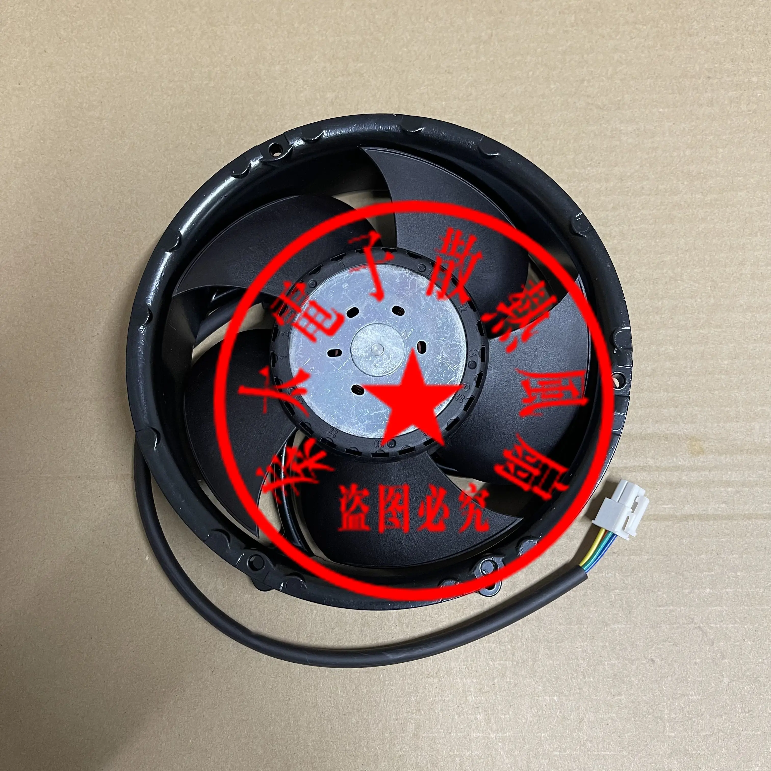 

Ltsf For 6324/19HP DC 24V 30W 170x170x50mm 4-Wire Server Cooling Fan