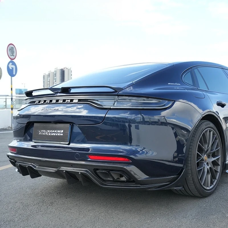 Exclusive 2025  Prepreg Carbon Fiber Bodykit Rear Bumper Lip Diffuser for Porsche Panamera GTS Turbo S 971