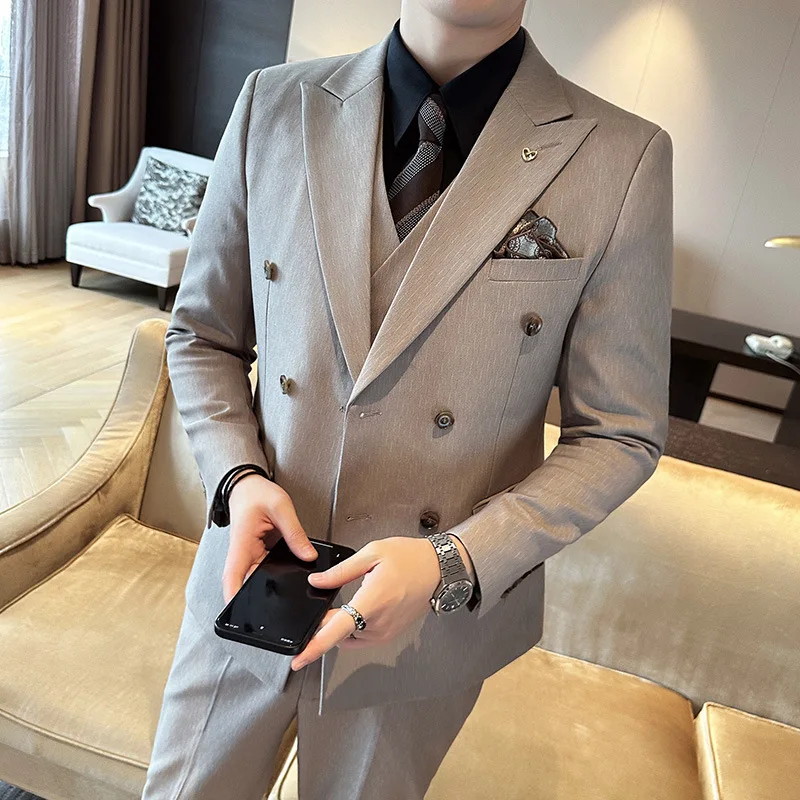 Luxury Solid Striped Men 3 Piece Suit Notched Lapel Double Breasted Jacket Vest Trousers Banquet Office Attire Customized