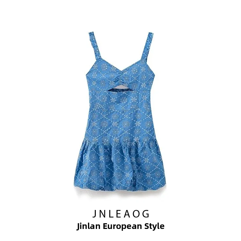 JNLEAOG Autumn New Women's Design Sense Hollow out Embroidery  Dr Street Sle A-Line Skirt Polyester Fiber Svel