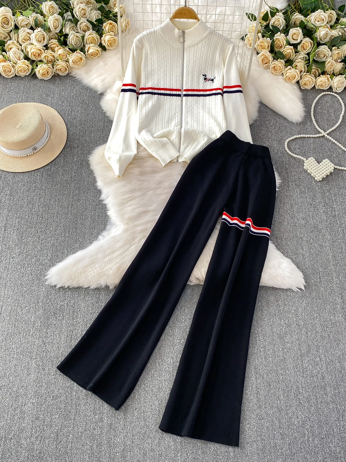 Faionable tricoté brodé fermeture éclair col montant haut et taille haute pantalon à jambes larges femmes automne ensemble coréen Sle rayé