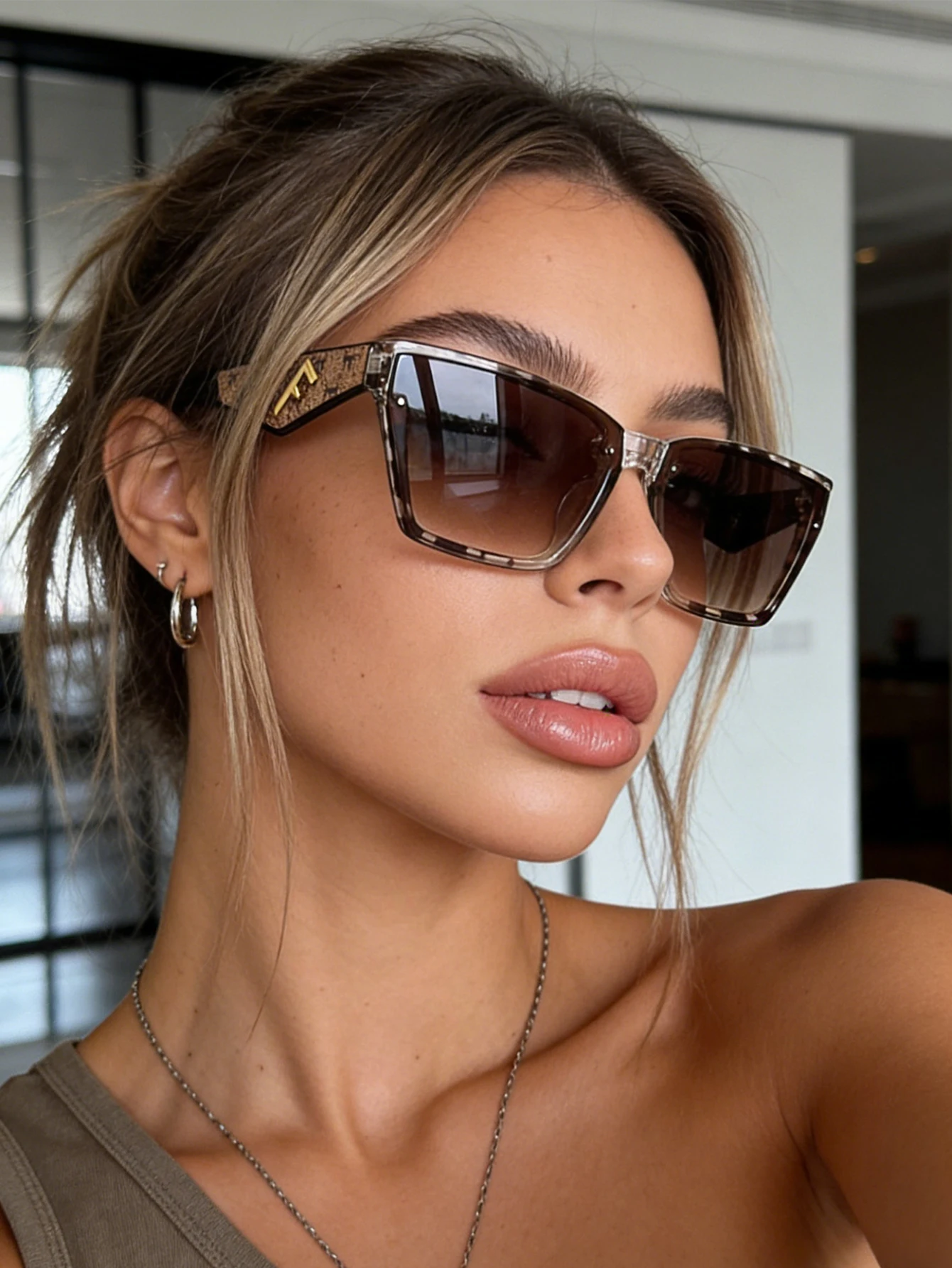 Women Fashion Glasses - 1Pc Street Style Gradient Brown Frame
