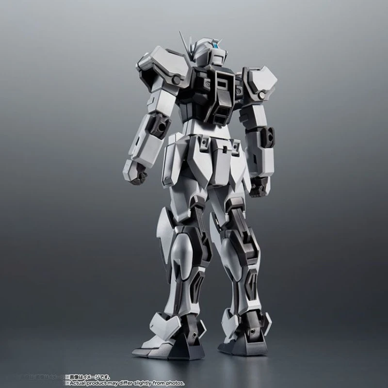 Wykluzowańca z Konwencji Bandai: Robot Damashii Strike Gundam, nieaktywowana kolorystyka, ruchoma, gotowa figurka.