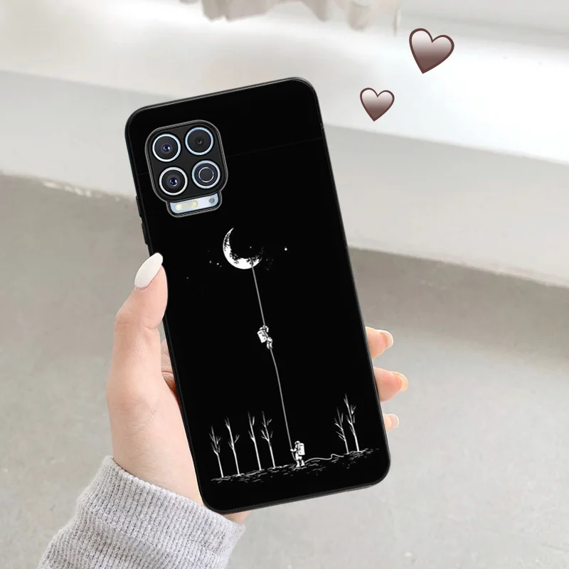 Matte Phone Cases for Motorola Moto G31 G50 G30 G51 G60 G71 G22 G32 G52 G72 G53 G73 G9 Starry Flower Astronaut Black Soft Cover image 5