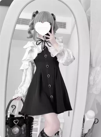 Abiti estivi dimagranti a vita alta Bordo in pizzo Abito a maniche corte e pantaloncini Set da due pezzi Sottocultura Y2k Maia prodotta in massa 2025