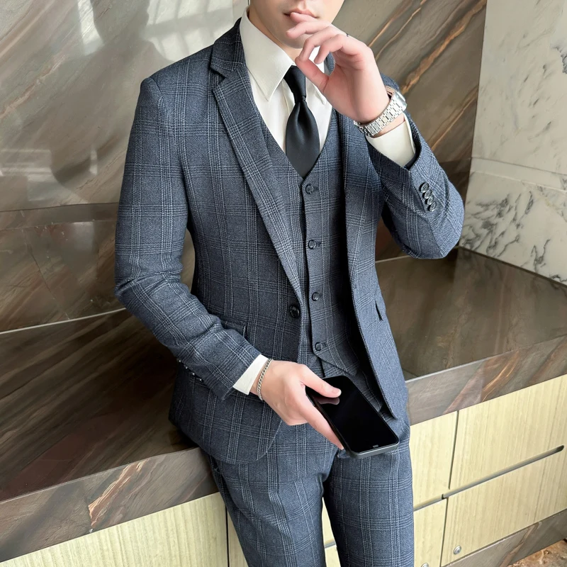 (Suit + Vest + Trousers) Quality Suit Suit Male Three-piece Korean Version of Fashion Handsome Slim Business Casual Wedding Suit