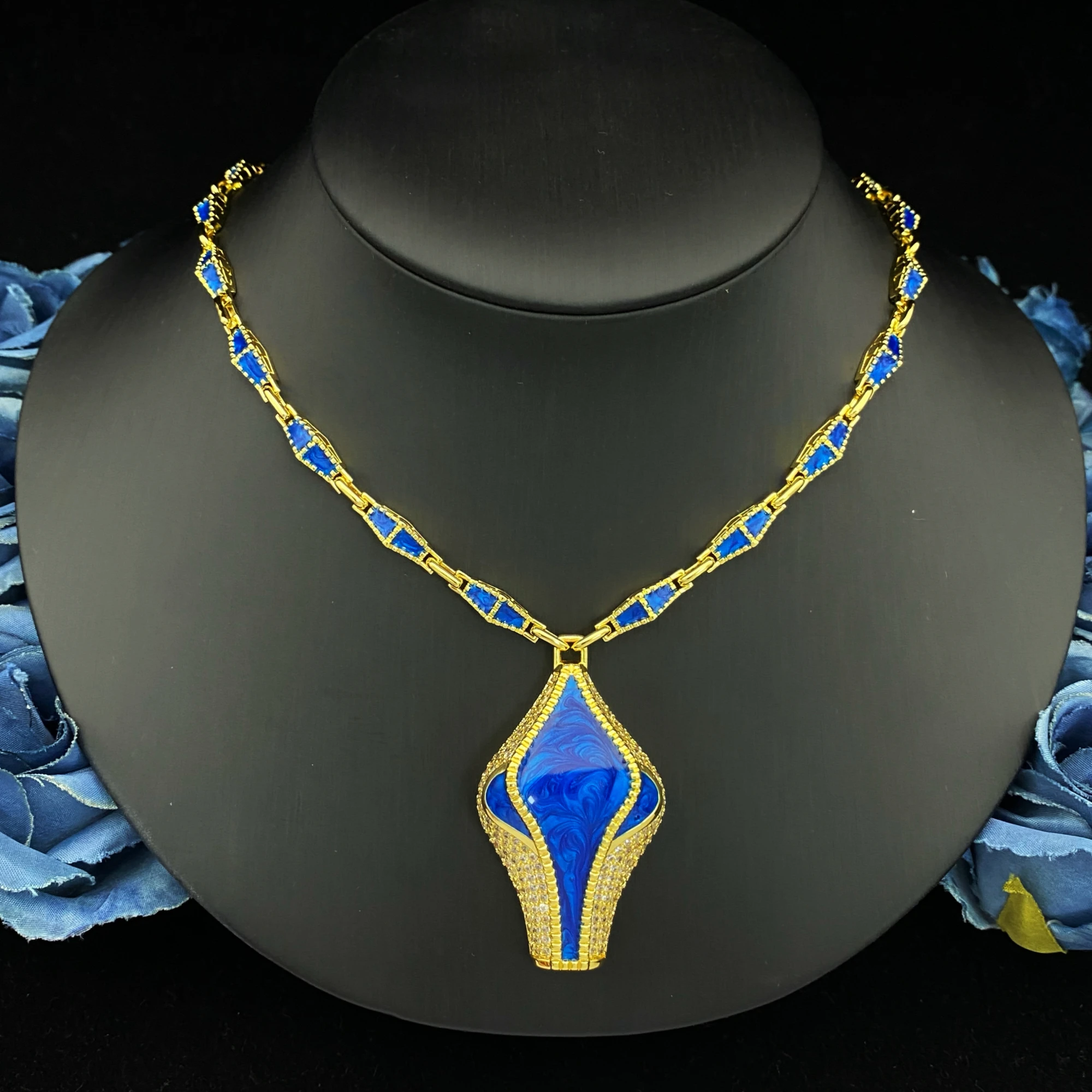 Falair 4Pcs Set Gold Plated Snake Head Zircon Jewelry - Sparkling Necklace Bracelet Ring Earrings Fashion Gift for Women