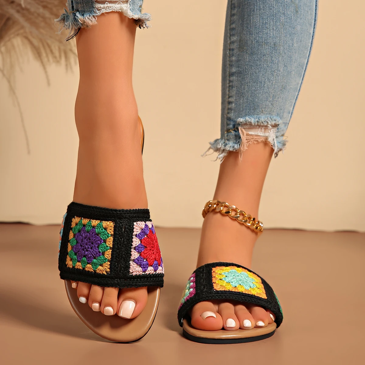 النساء نعال مسطحة جديد جولة رئيس أحذية النساء تنفس لينة سوليد الصنادل المفتوحة تو زهرة النعال 2025 الصيف الشرائح النساء