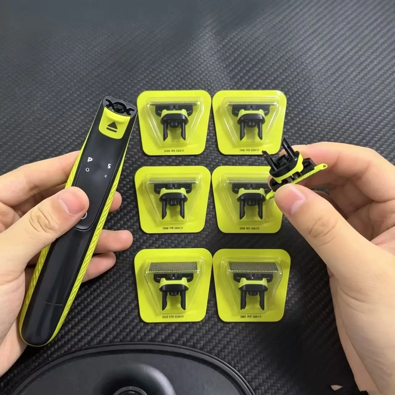 Replacement blades for electric razors, compatible with blades QP2520 QP2630 QP2515 QP6510 QP6520 QP6531 QP2724.