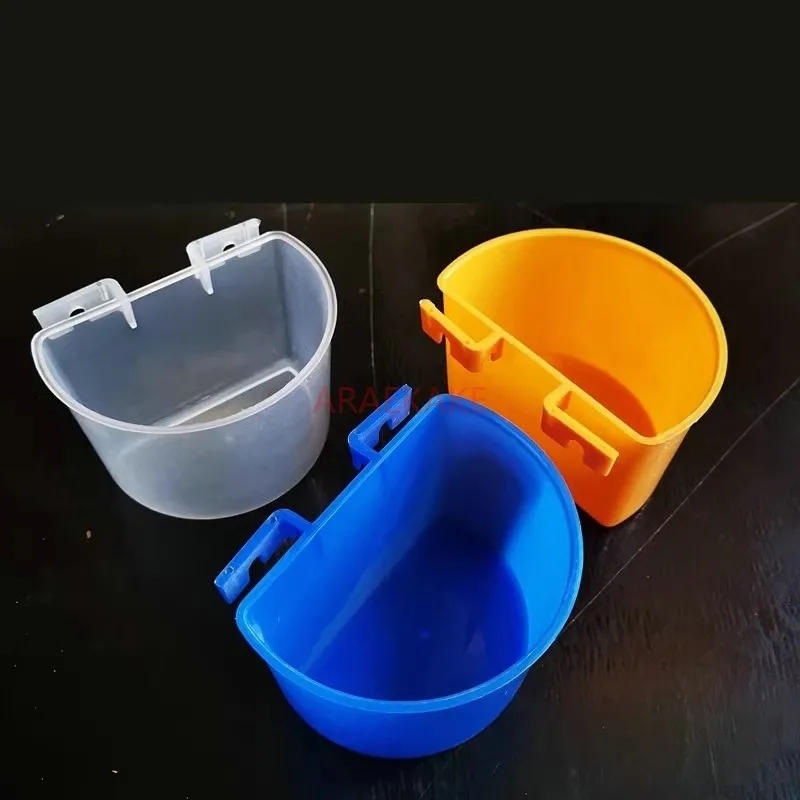 2pcs Pigeon supplies Pigeon health sand cup Crescent cup Half circle sand cup Bird food box Food trough hanging box