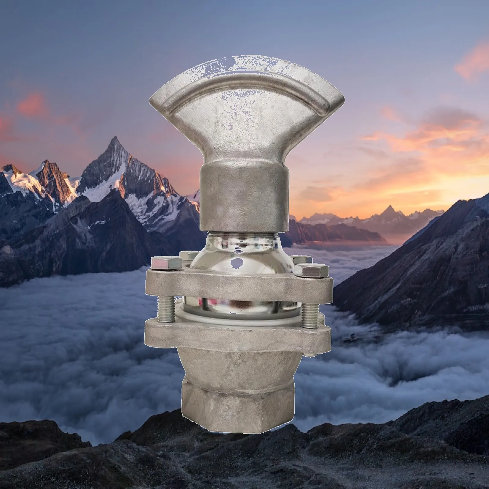 Low Profile Sprinkler Nozzle for Water Truck Dust Suppression Road Cleaning with Bolted Base and Swiveling Head