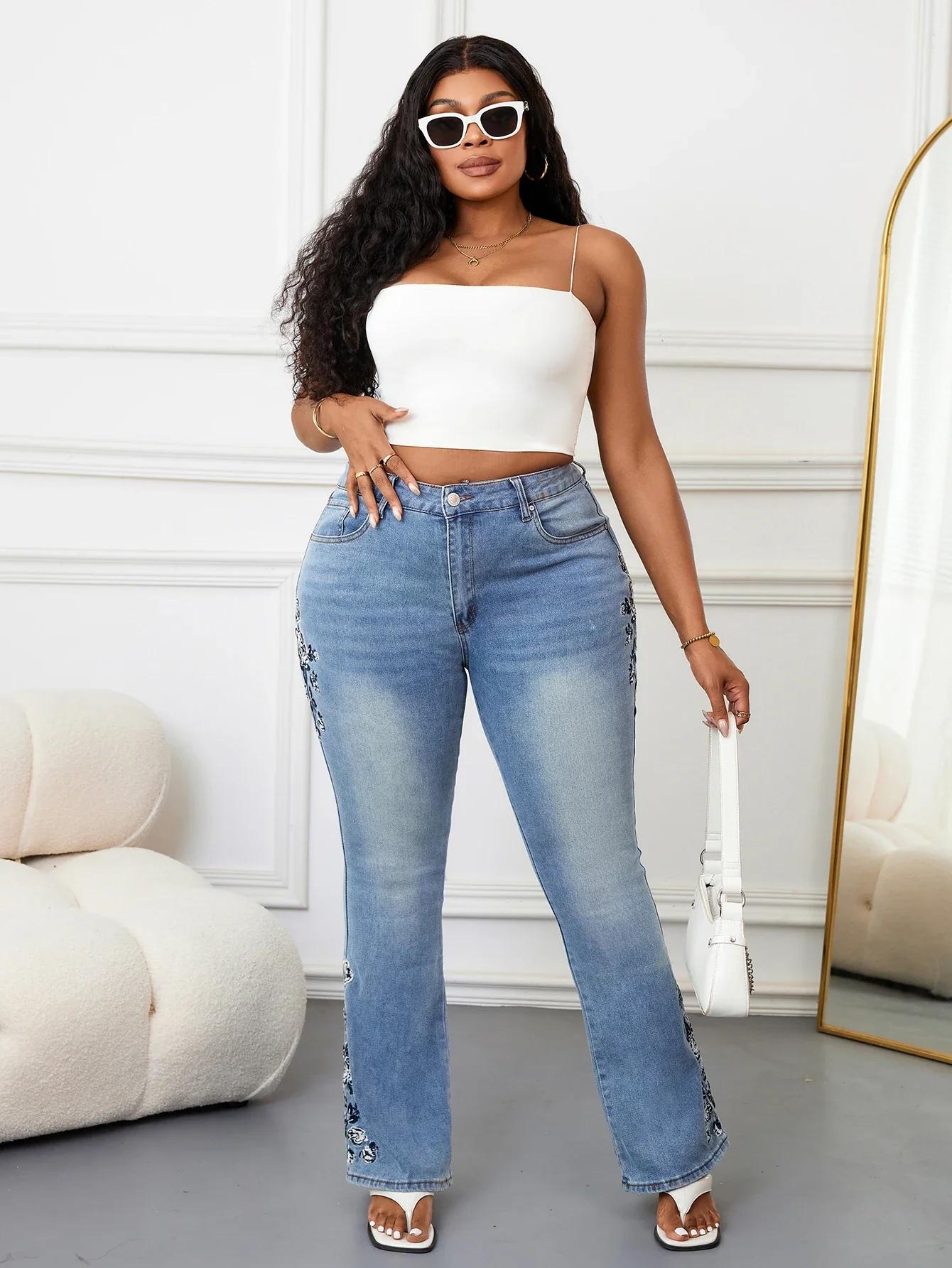

Plus Size Vintage Straight Leg Denim Jeans for Women High Rise Embroidered Floral Pants Curvy Fit Classic Blue Wash Bottoms
