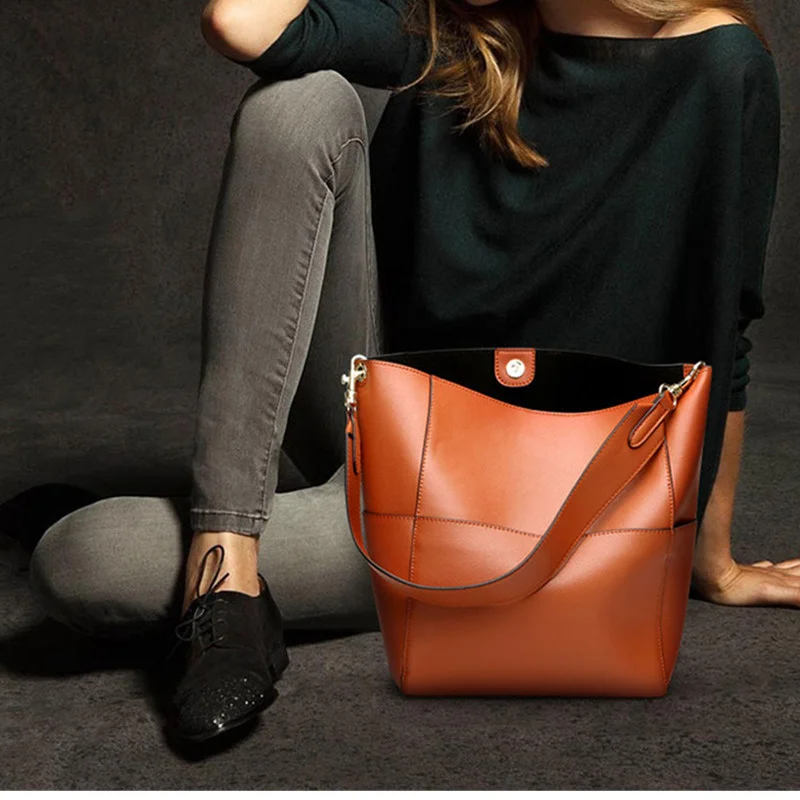 New Large Tote Bag For Women Real Genuine Leather Bucket Handbags Female Luxury Famous Brands Ladies Shoulder Brown Bag Designer