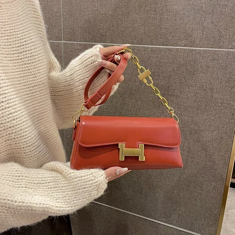 Fashion New Chain Shoulder Bag Simple Fashion Small Square Bag Unique Handbags Crossbody Bags  for Women  شنط 크로스백