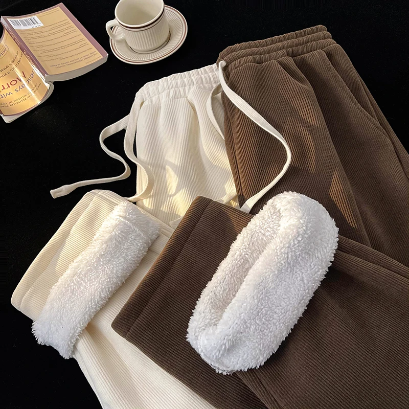 

Men's Winter Thiened Lamb Velvet Straight Leg Sweatpants Fce Lined Corduroy Pants Retro American Sle Casual Trousers