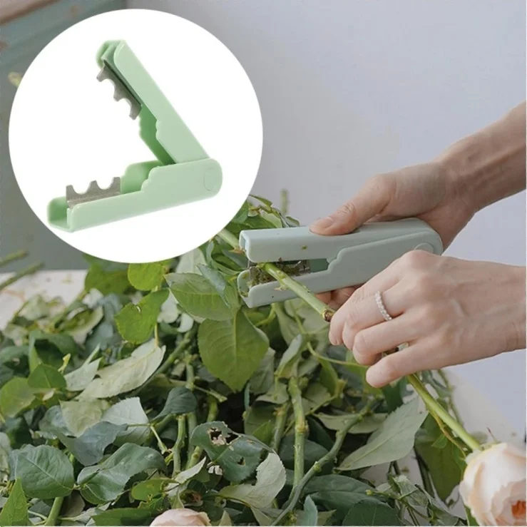 Rose Thorn Stripper Auto Buckle Finger Groove Portable Flower Stem Leaf Cut Remover Pliers Gardening Supplies Home Accessories