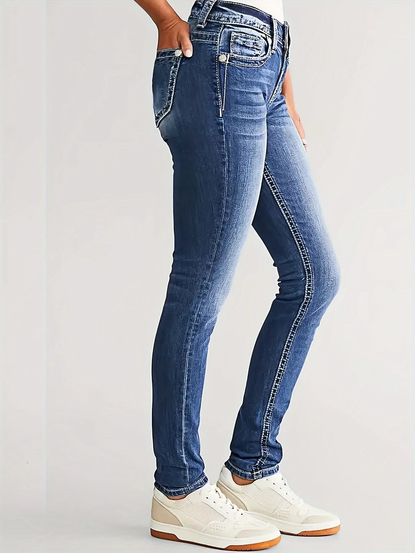 

Elegant Women's Navy Blue Slim Fit Stretch Denim Jeans Classic Low Rise Design for Trendy Casual Style Ultimate Comfort Fashion