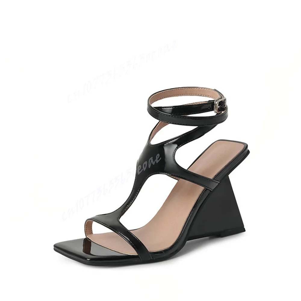 Strange Style Heels Sandals Carved Open Toe Shoes for Women Patent Leather Ankle Strap Sexy Shoes 2024 Zapatos Para Mujere