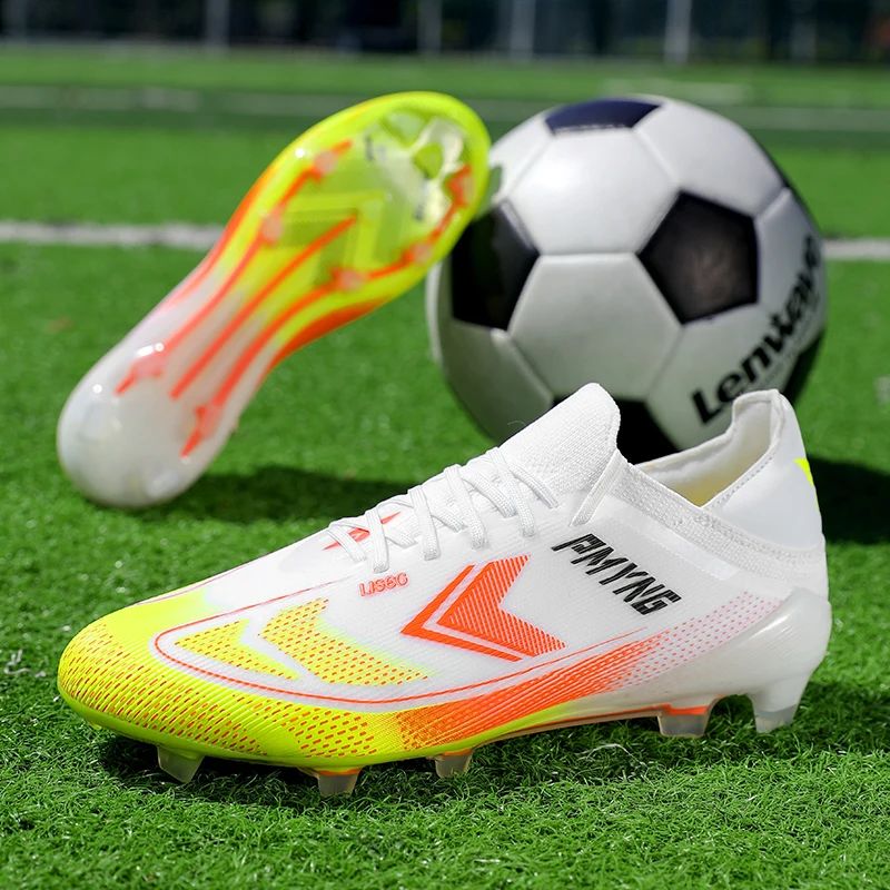 

Newly launched low-top football shoes for lawns, both men and women, breathable and shock-absorbing, specifically designed for c