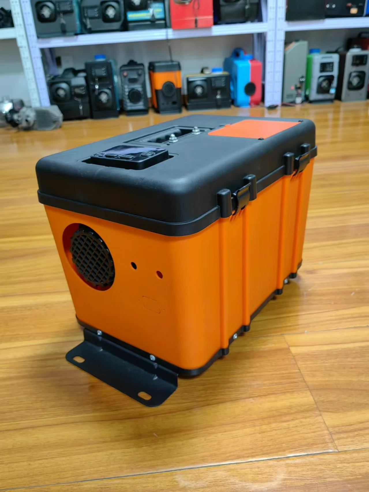 ​ ​ سخانات هواء ديزل صناعية 2025 - 12 فولت/24 فولت/220 فولت، 2 كيلو وات/5 كيلو وات/8 كيلو وات للمصنع وقوف السيارات والمنزل