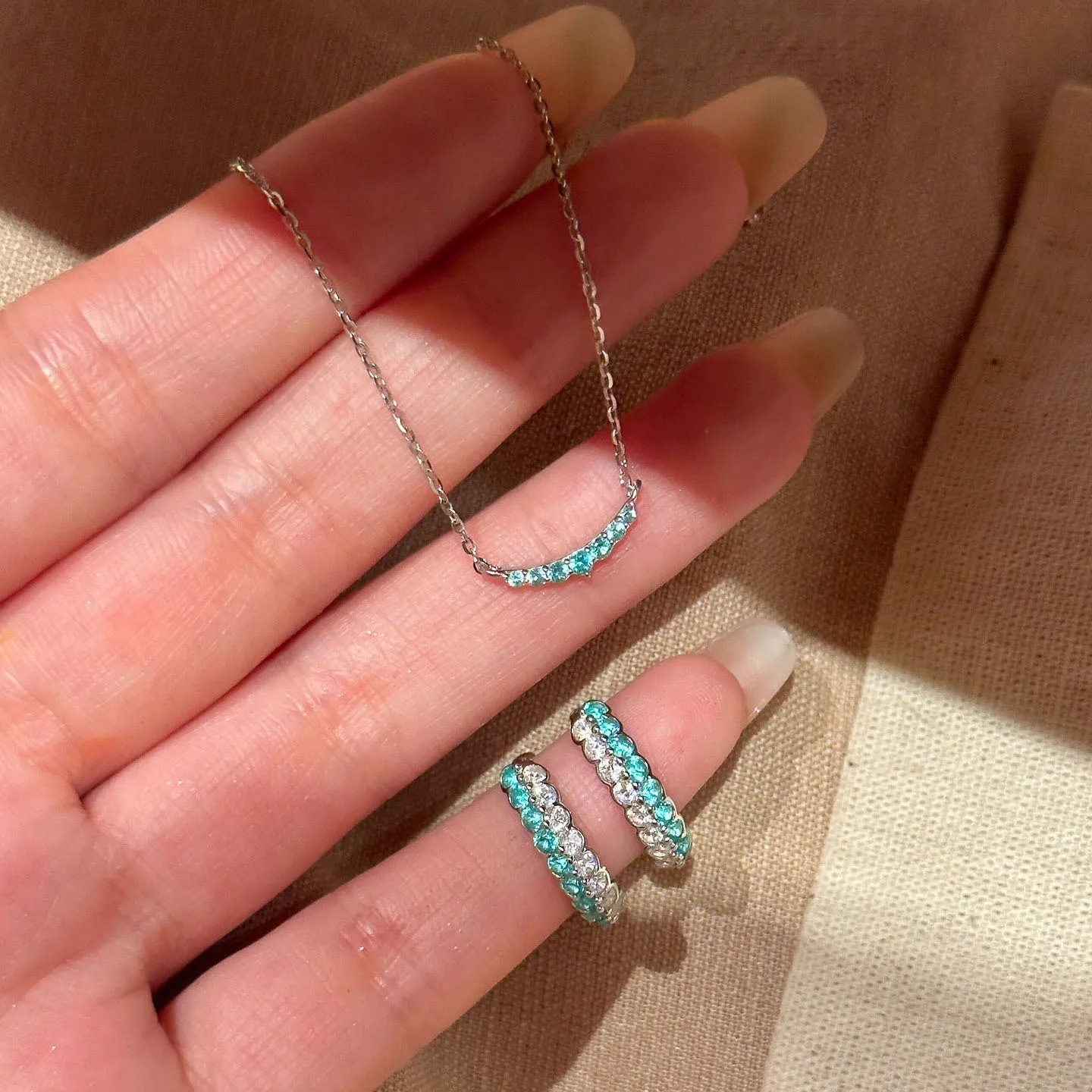 Fresh original designer inlay white and blue diamonds earrings collar chain minimalist fine necklace wedding jewelry sets