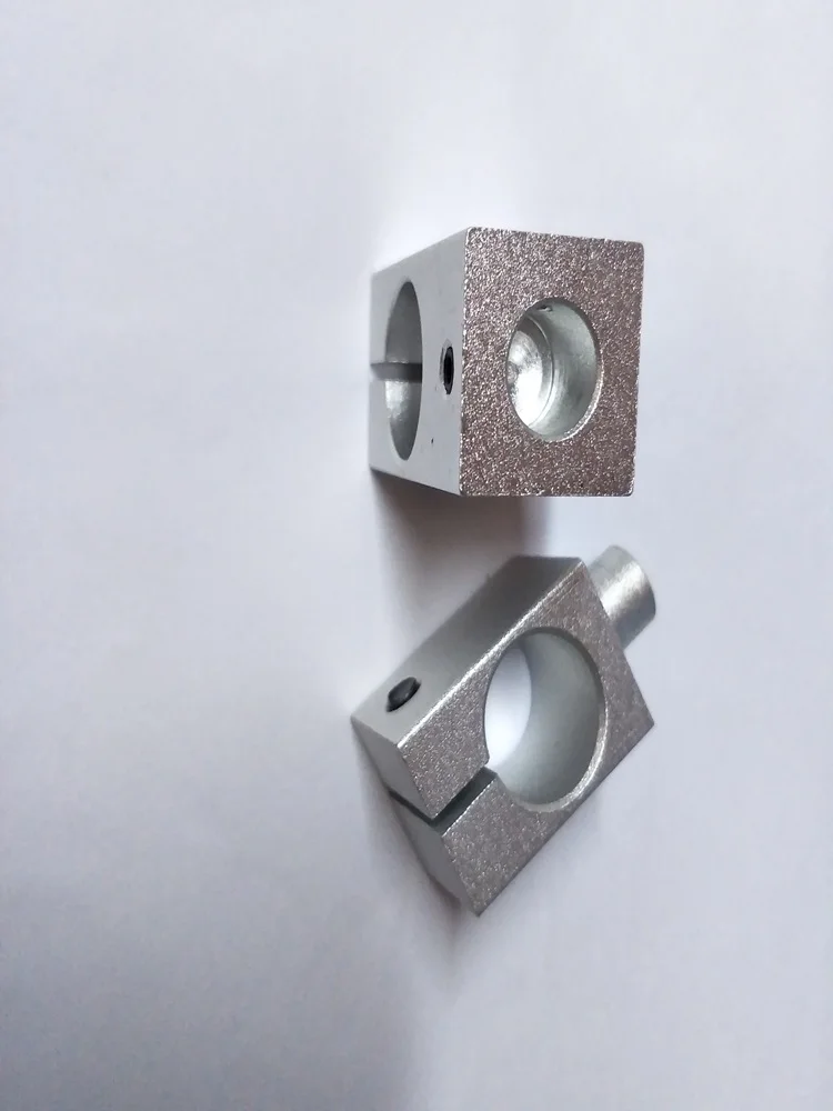 Optical axis angle fixed cross fixed clamp universal joint 360 degree rotation adjustable steel pipe connector