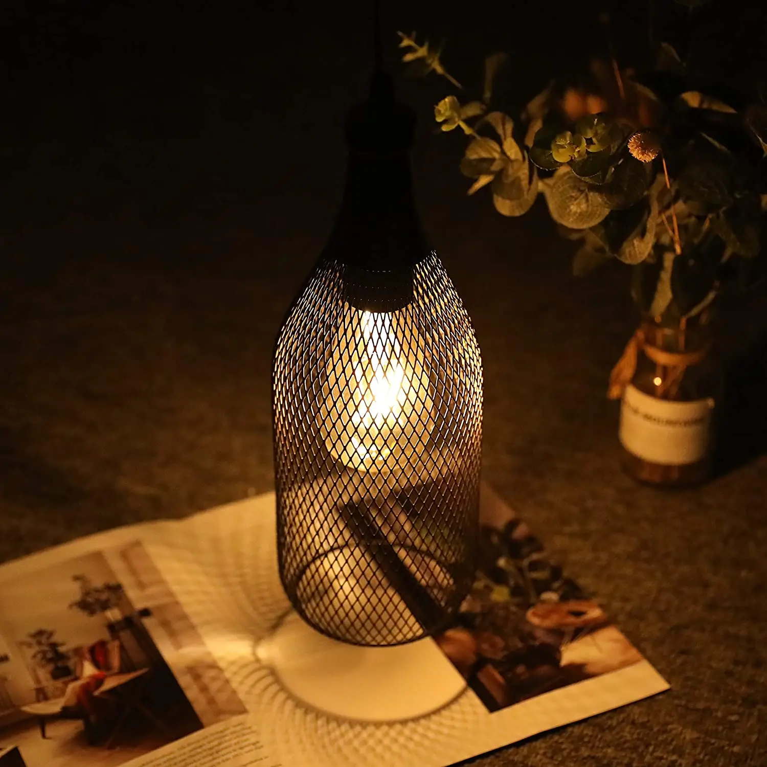 Metal Cage Battery Operated Lamp Cordless Hanging Lamp Decorative Lamp for Bar Bedroom Indoor Outdoor Garden Patio Home Decor