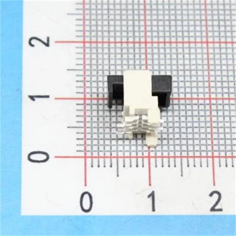 1Pcs/Lot    90814-0204   MOLEX Picoflex PF-50 Header with PCB Pegs, Vertical, Standard Profile, Surface Mount, Tin (Sn) Plated