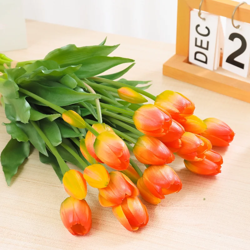 5 Stück künstliche Blumen, weiche Tulpen, künstliche Blumen, fühlt sich echt an, für Zuhause, Garten, Tisch, Hochzeitsdekoration, Simulation, 5-Kopf-Tulpenstrauß – Detail 3