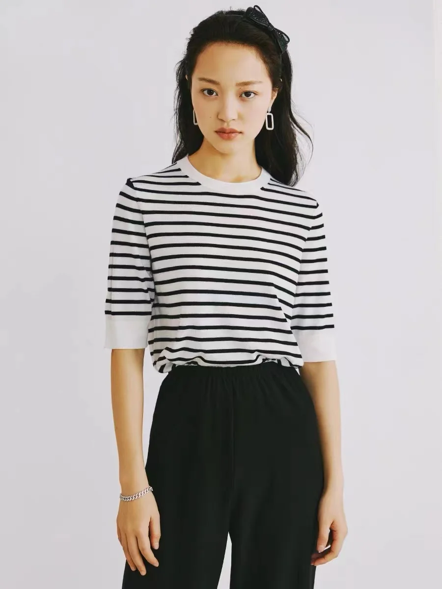 

Women's Short-Sleeved Striped Slim Sweater Thin Femininity 2023 Summer New Black And White Striped Round Neck Pullover T-Shirt