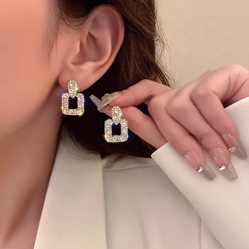 Gorgeous Women's Drop Earrings Full with Dazzling CZ Stone Sparkling Ear Piercing Earrings Square Party Jewelry Drop Shipping