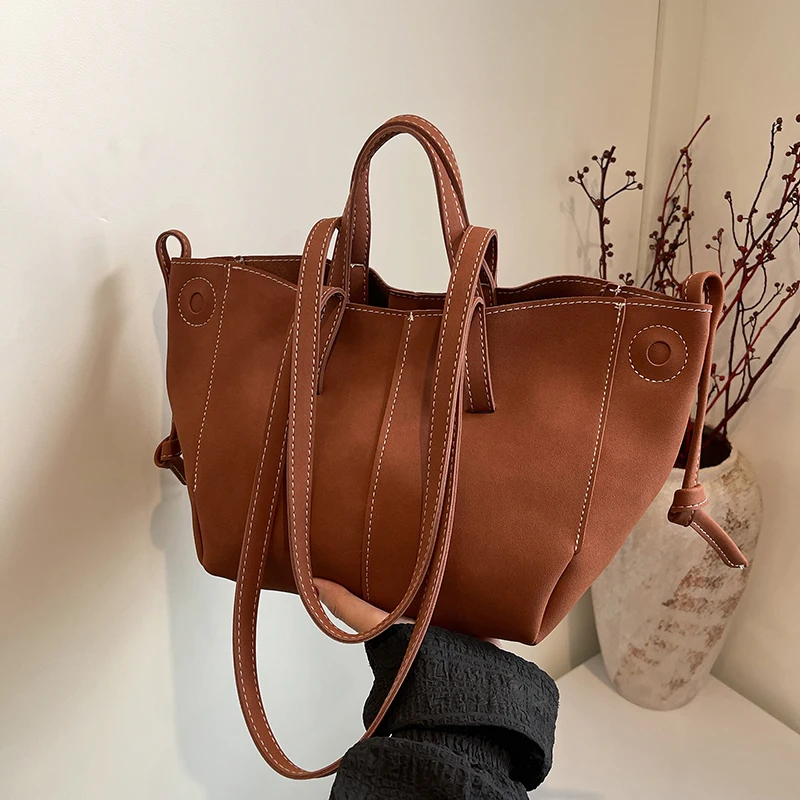 

2025 Hot Selling Suede Large Capacity Tote Bag Hasp Solid Color Popular Fashion Shoulder Bag Soft Simple Versatile Handbag