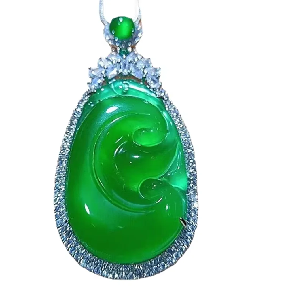 Natural Agate Inlaid Green Chalcedony Wishful Pendant Women's Fashion Necklace Jewelry