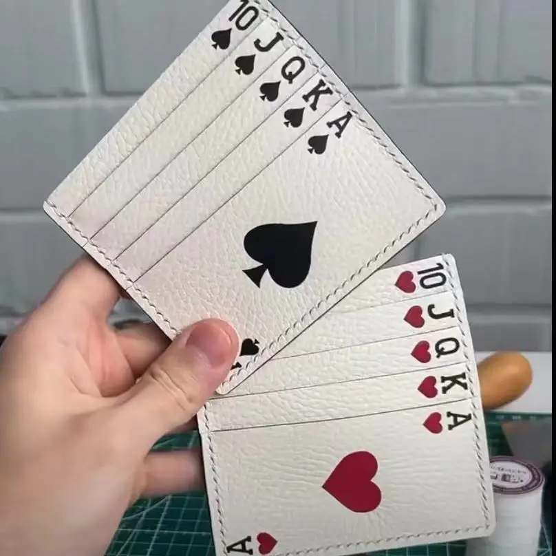 PU Leather Poker Pattern Multi Card Slot Lightweight Card Bag Portable Design for Men and Women Creative Small Card Storage Dail