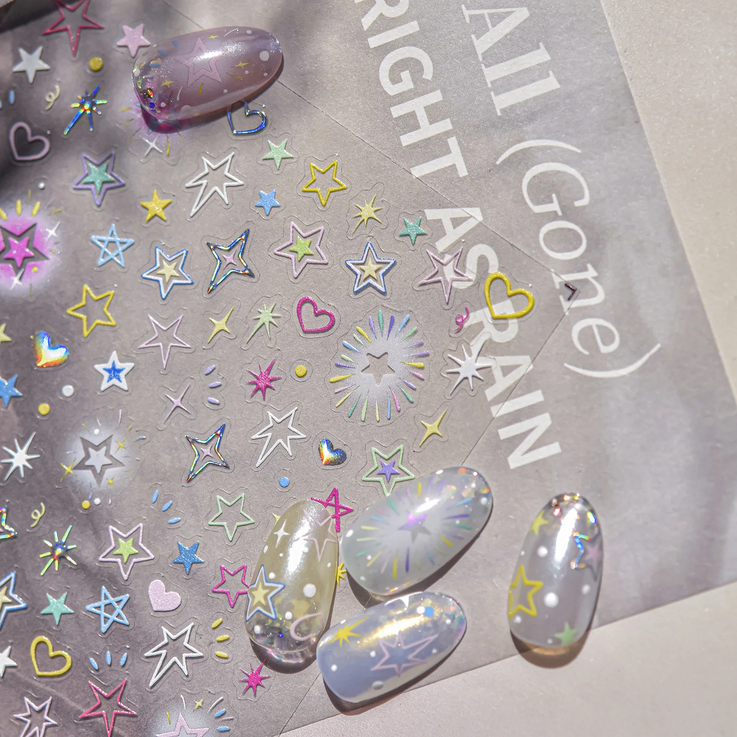 달콤한 다채로운 별 모양의 네일 아트 액세서리 스티커 5D 양각 금속 다섯개 별 사랑 자기 접착제 손톱 장식