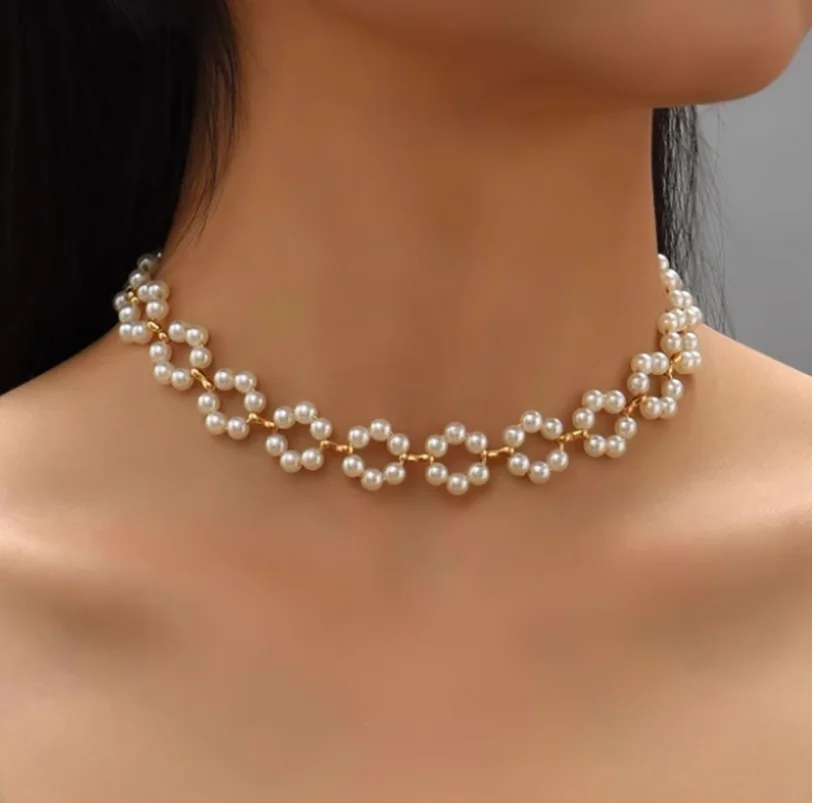 

Pearl necklace for women, new European and American style, luxurious clavicle chain, Instagram-worthy choker.