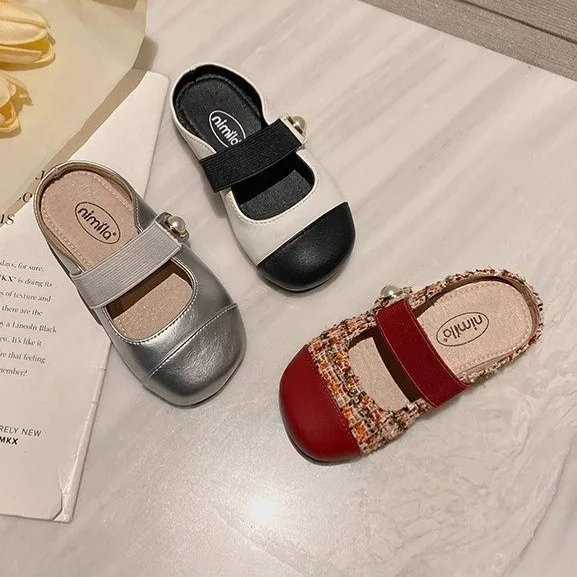 

Обувь Мэри Джейн для девочек, модные детские мокасины, одинаковые по цвету весенне-осенние модные детские туфли принцессы с жемчугом