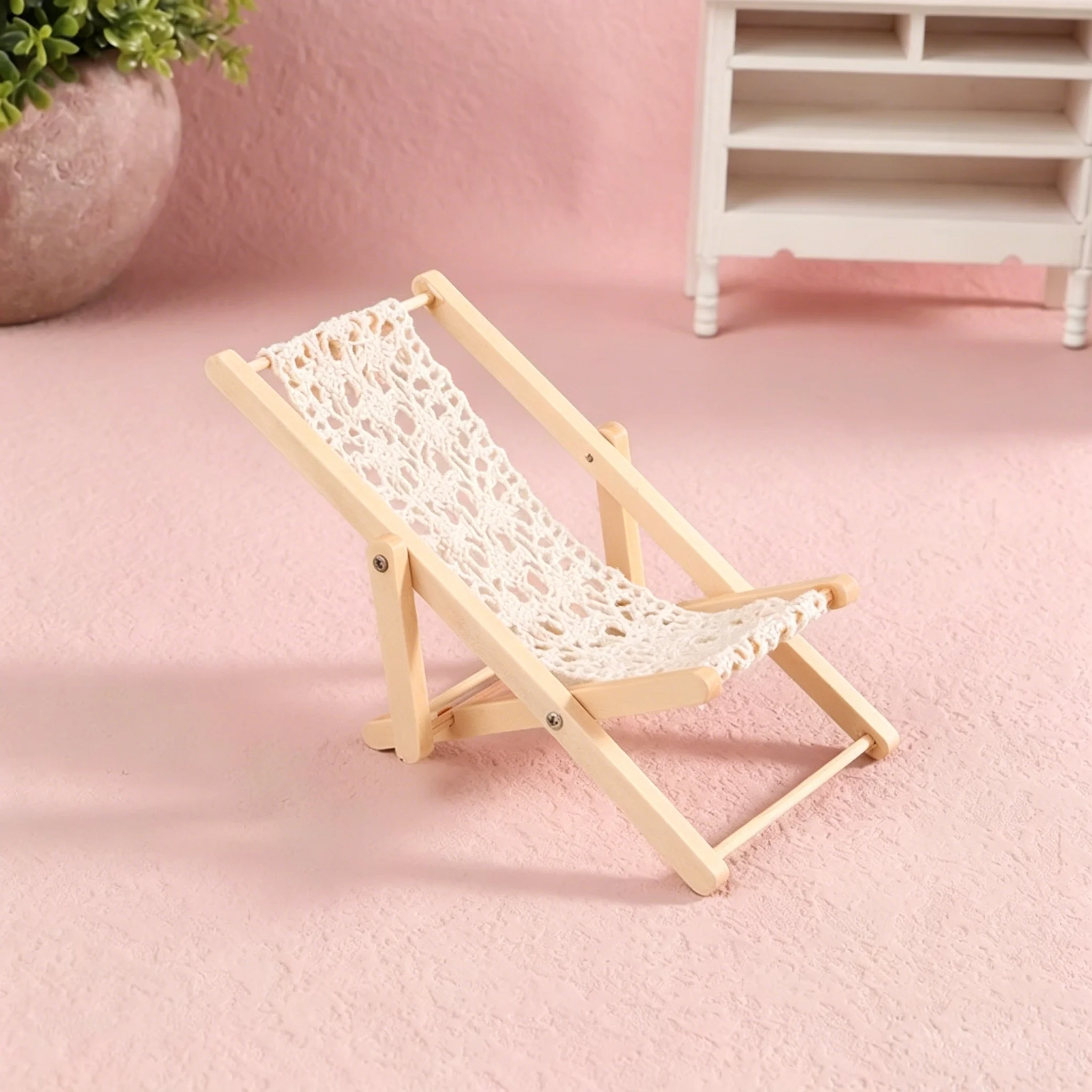 1:12 Scale Dollhouse Mini Foldable Lounge Chair, Simulation Deck Chair Accessory for Outdoor Scene Decor