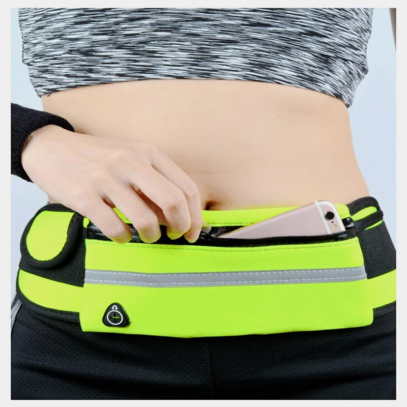 Waterproof Neoprene Fanny Pack - Running Waist Bag - close-up view