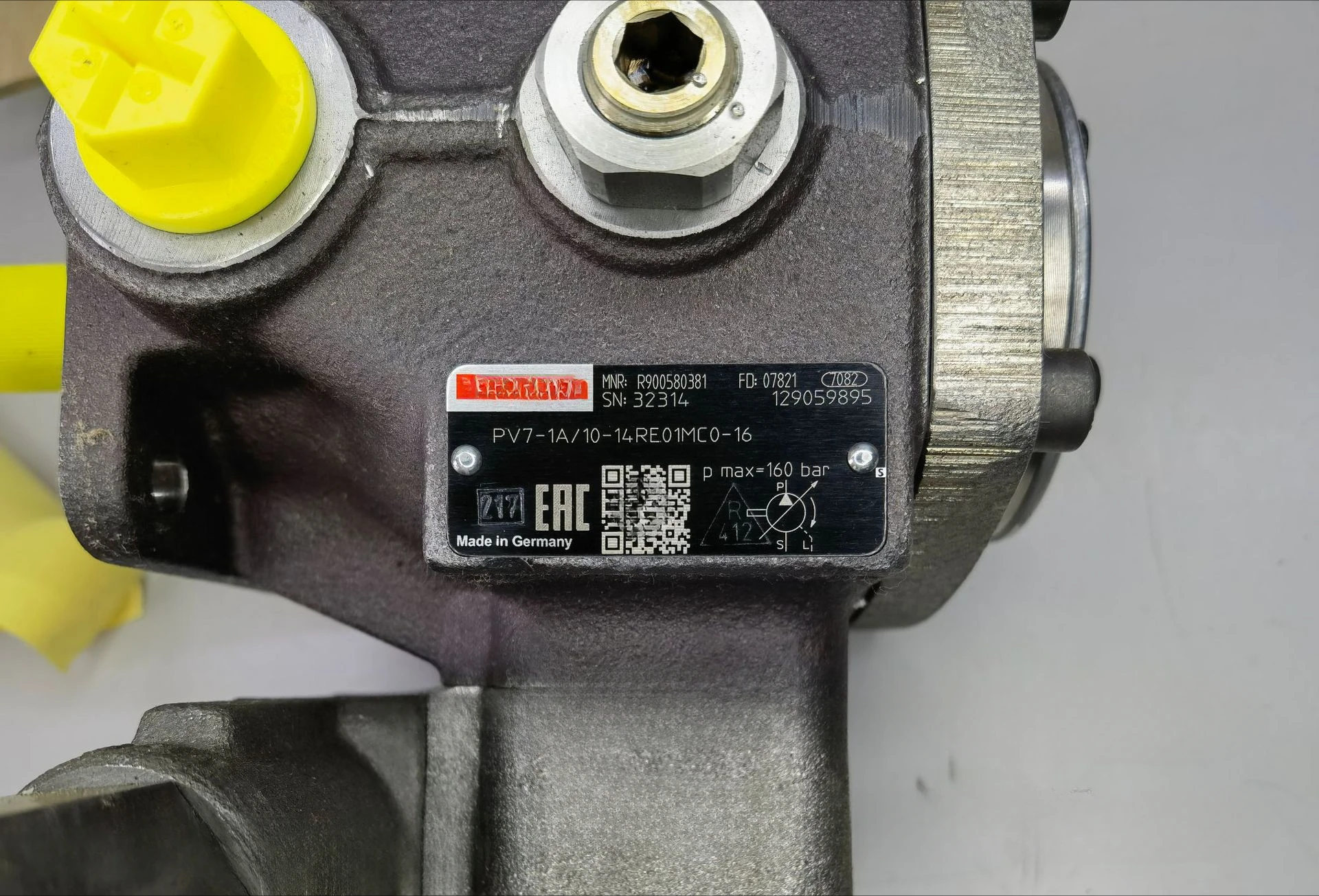 R900580381  PV7-1X/10-14RE01MC0-16  Vane Pump