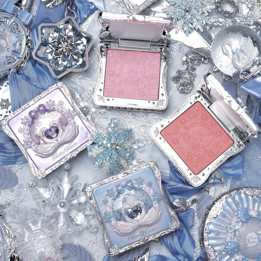 Flower Knows Snow Ballet Colle - Beauty In Makeup recension och pris