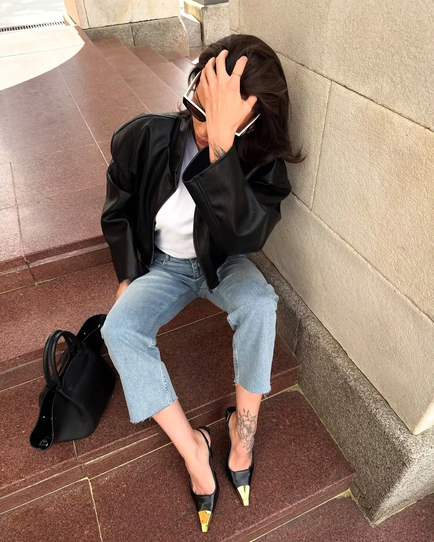 ソリッドブラックラペルショートレザージャケット女性ファッションスタンドカラーフルスリーブジッパーコーチジャケットレディシックストリートアウター