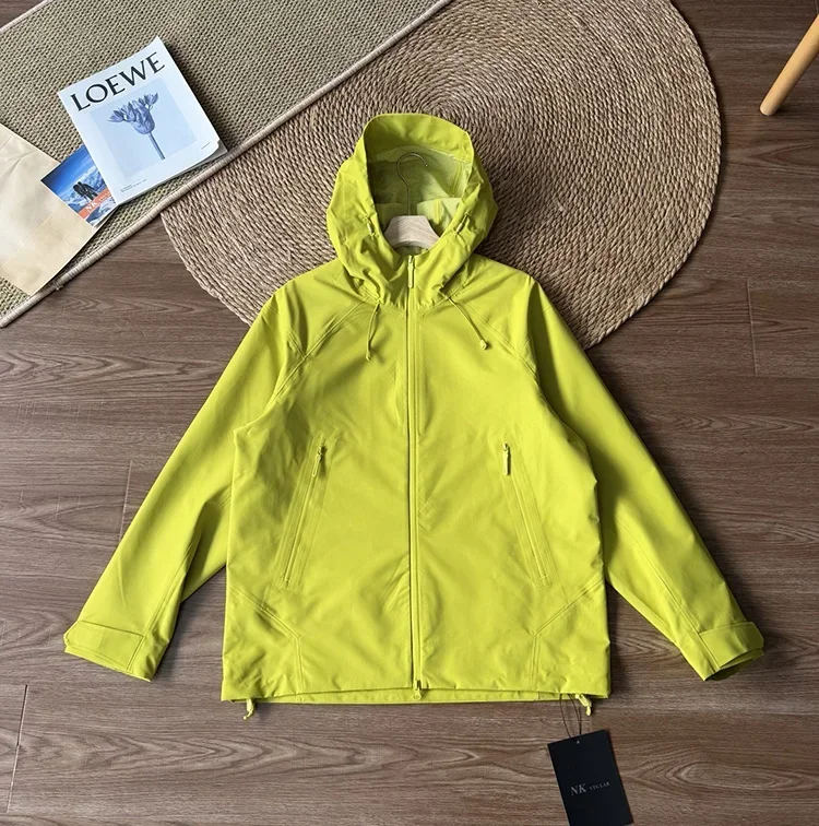 Unisex Windbreaker-Jacke mit Kapuze in Unifarbe – Leichte Reißverschluss-Oberbekleidung für Herbstfahrten und Outdoor-Aktivitäten – Detail 13