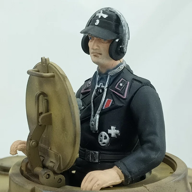 

Tank Accessories Military Model 1:16 Soldier Remote Control Tank Special Realistic Painting Captain Doll Children Toy Gift